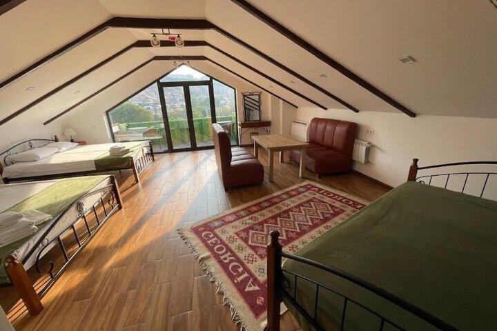 Room 3 of 17