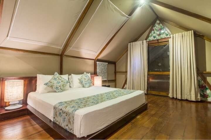 Room 16 of 21