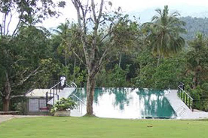 Pool 5 of 5
