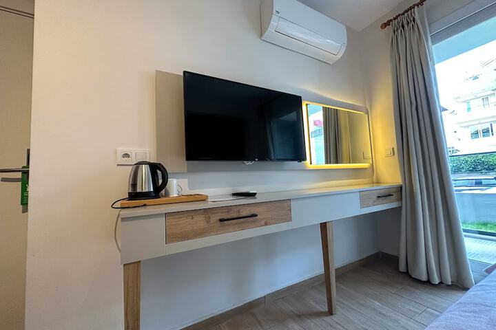 Room 15 of 39