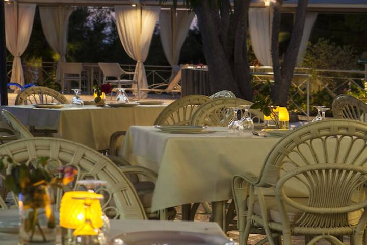 Dining 156 of 194