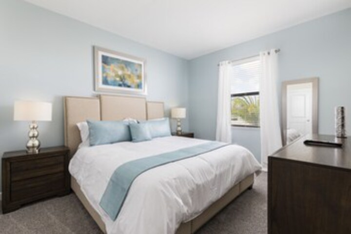 Room 12 of 31