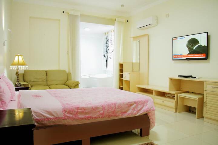Room 13 of 54