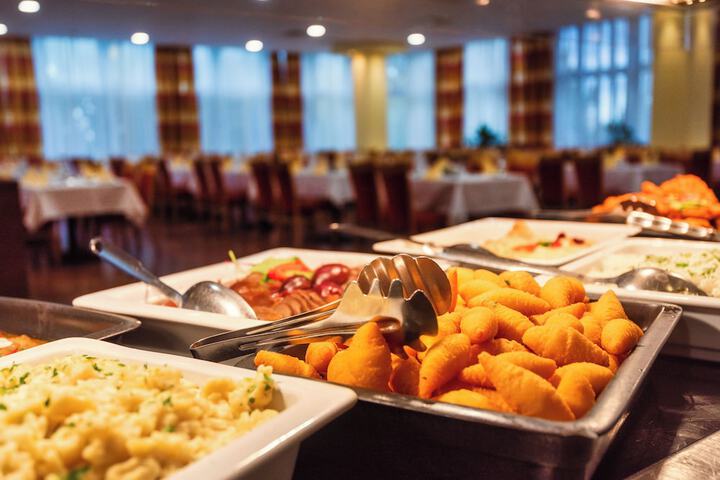 Dining 50 of 63
