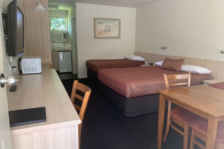 Room 18 of 35