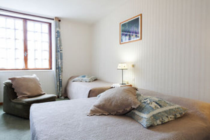 Room 4 of 22
