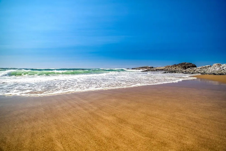 Beach 17 of 29