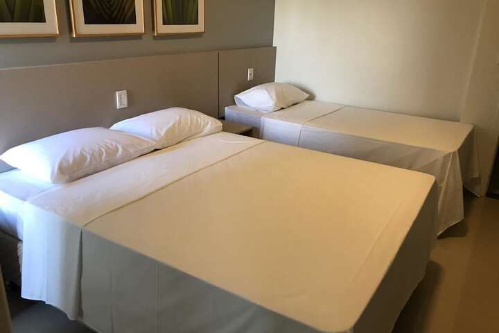 Room 2 of 9