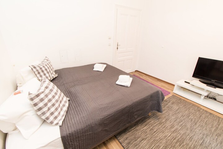 Standard Suite