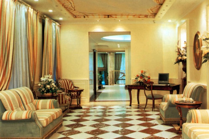 Hotel Lobby
