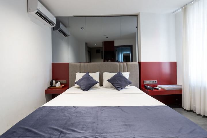 Room 20 of 49