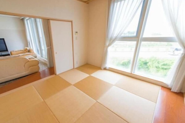 Room 8 of 59