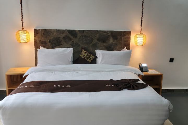 Room 49 of 121