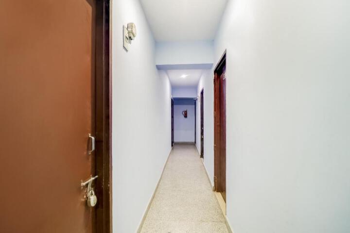 Hotel O Gurugram Residency