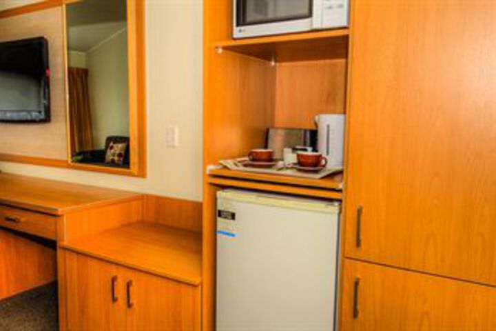 Room 26 of 32