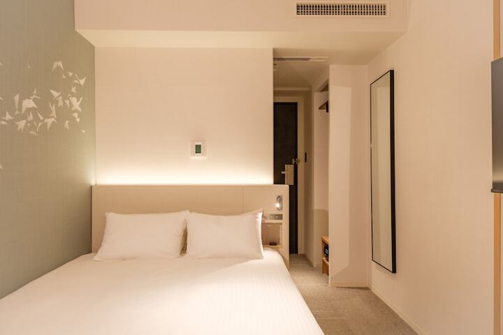 Room 30 of 112