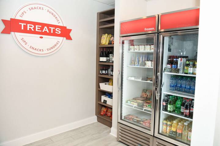 Snack bar
