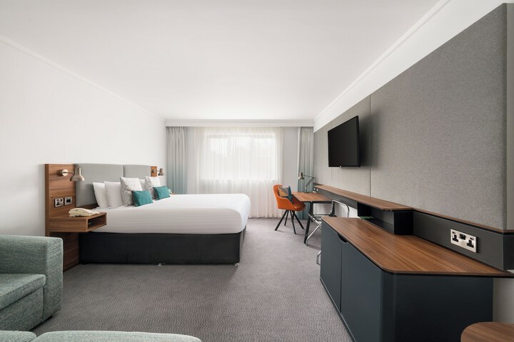 Room 70 of 134
