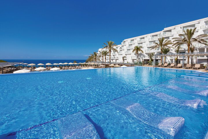 Pools & Facilities