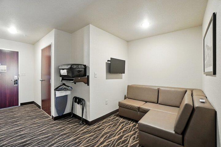 Room 47 of 109