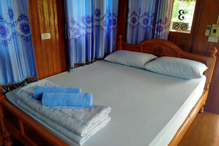 Room 15 of 49