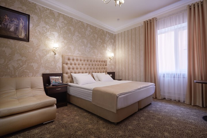 Room 13 of 46