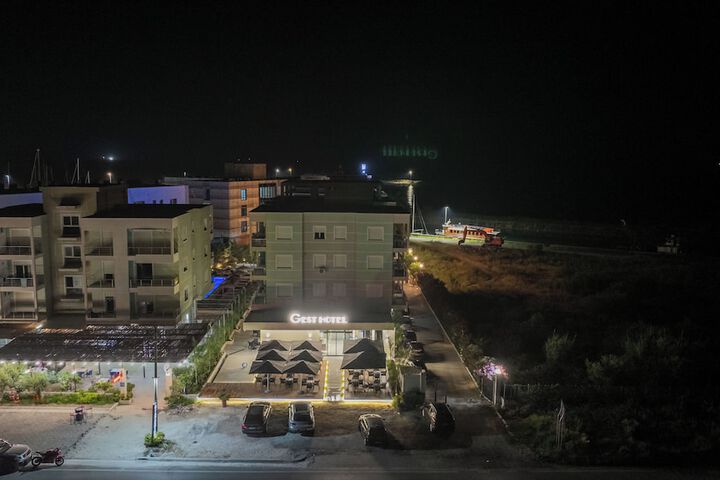 Hotel 141 of 147