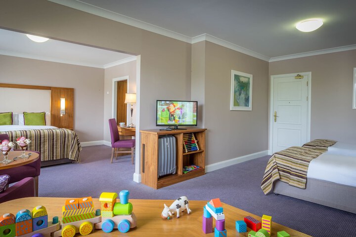 Room 6 of 39