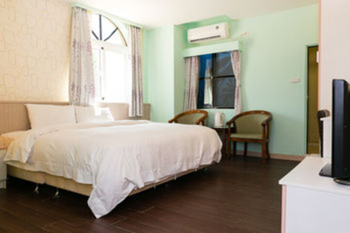 Room 16 of 49