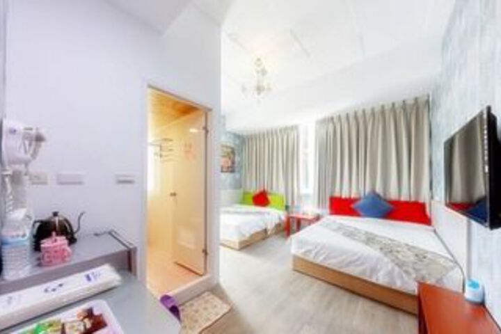 Room 17 of 67