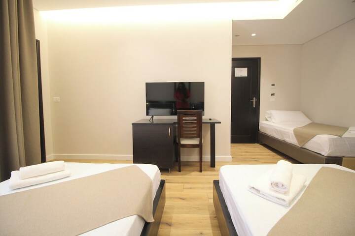 Room 35 of 49