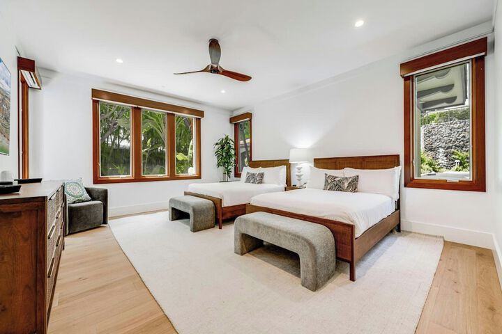 Room 3 of 1000