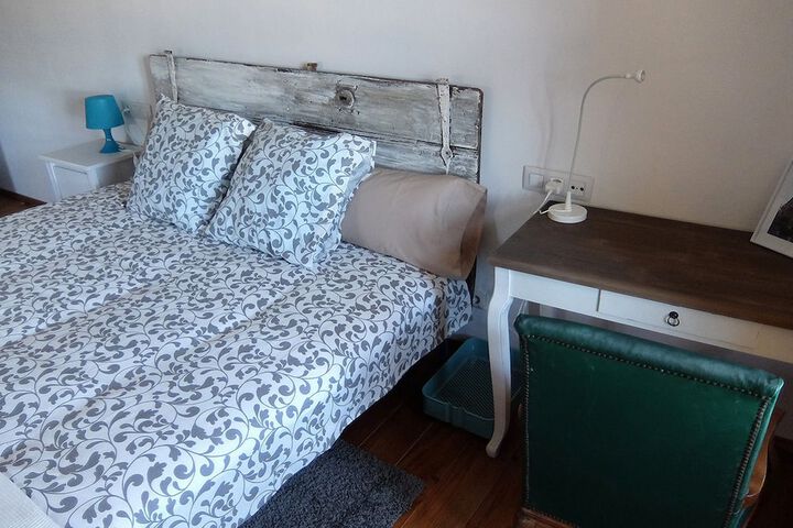 Room 6 of 62