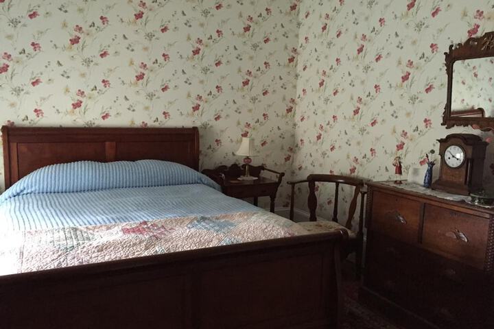 Room 12 of 69