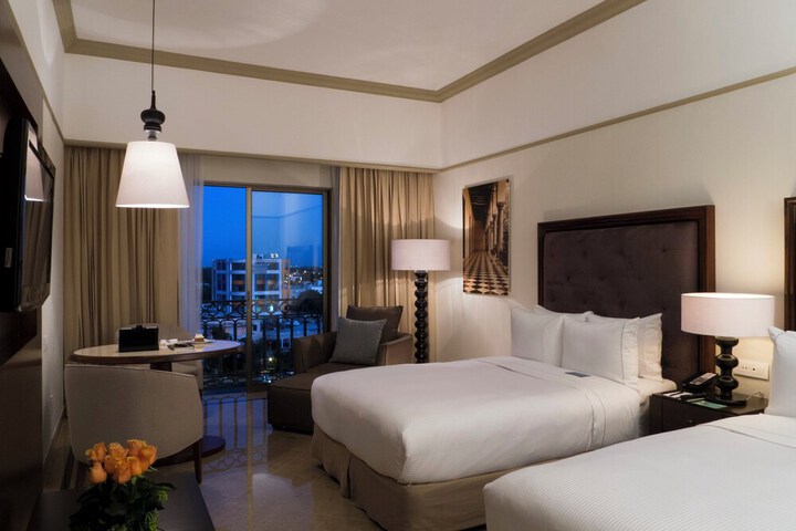 Room 17 of 120