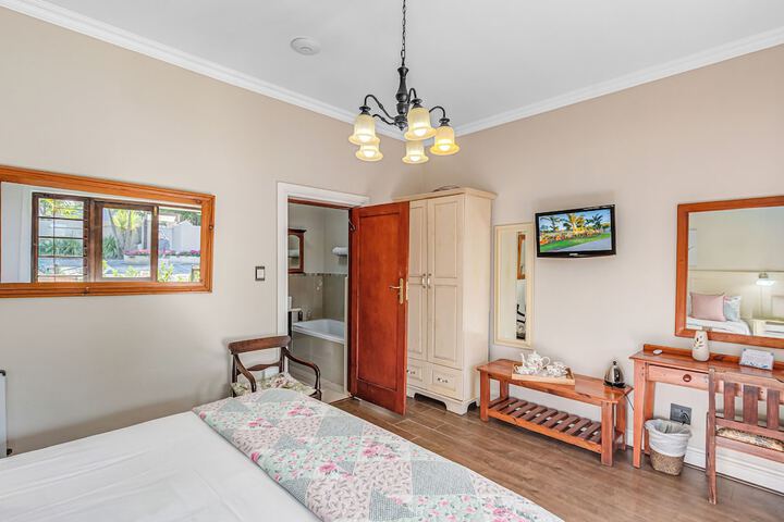 Room 10 of 62