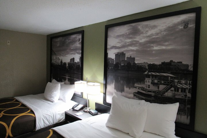Double Accessible King Size Bed (12 of 22)