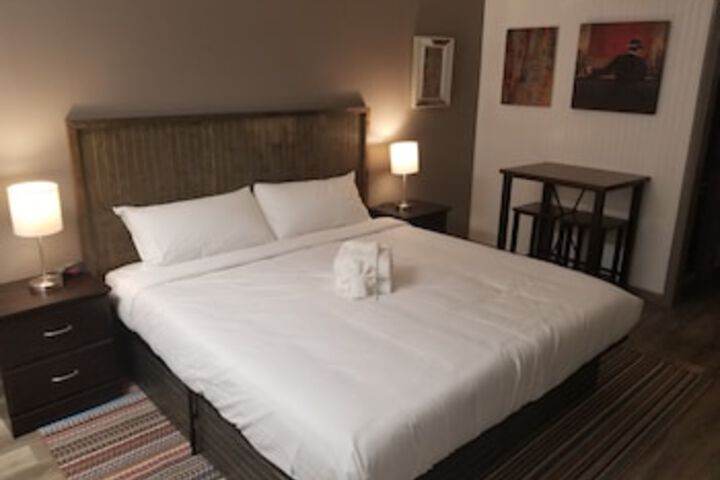 Room 13 of 96