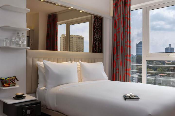 Room 27 of 133