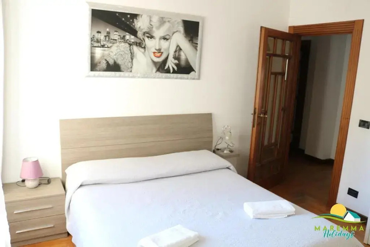 Room 4 of 14