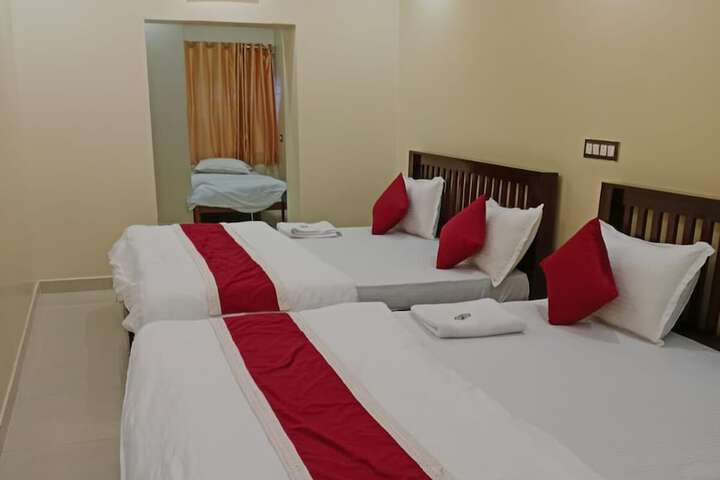 Room 9 of 38