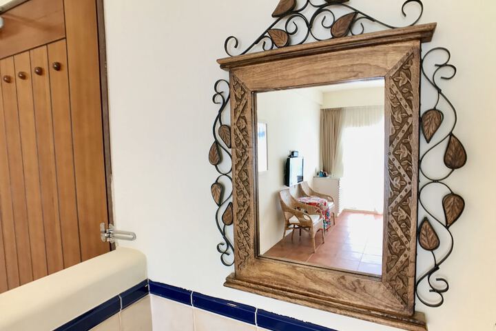 Room 14 of 53