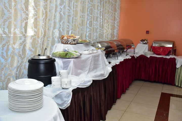 Dining Photos