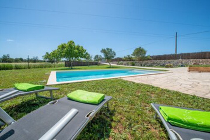 Pool 44 of 74