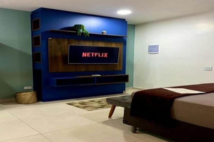 Room 6 of 56
