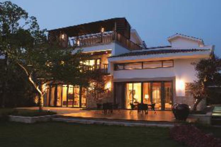 Hotel 5 of 23