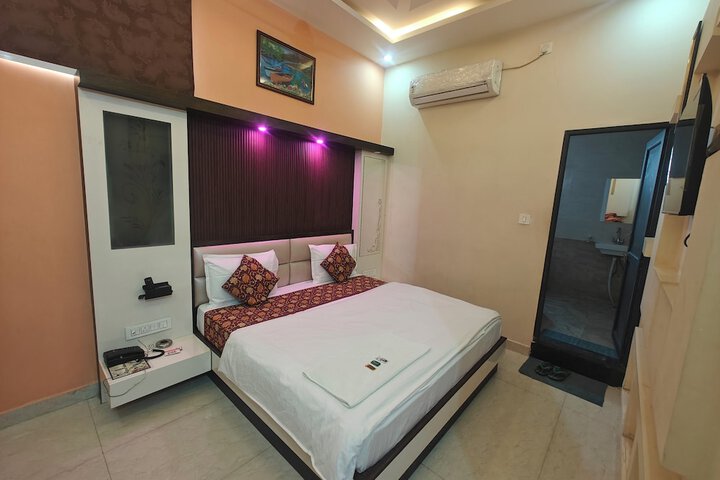 Room 20 of 27