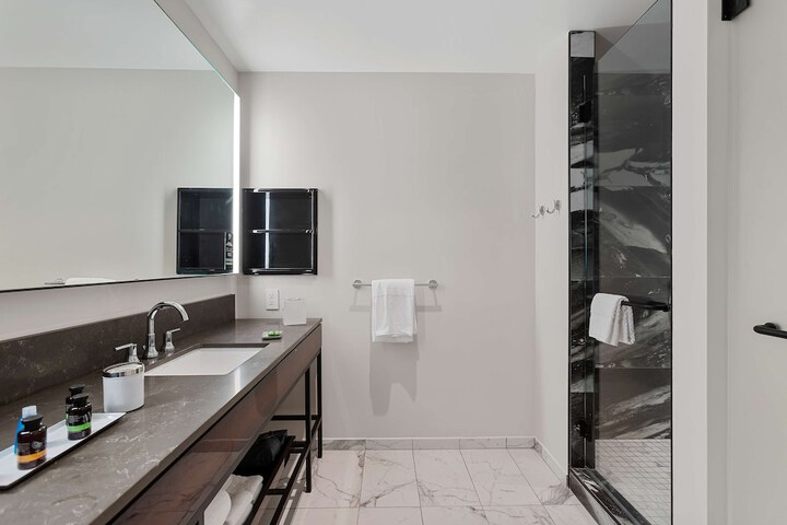 Bathroom shower