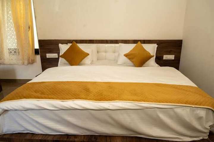 Raj Bagh Resort in Pushkar