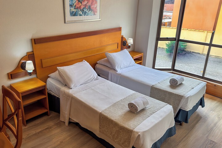Room 19 of 84